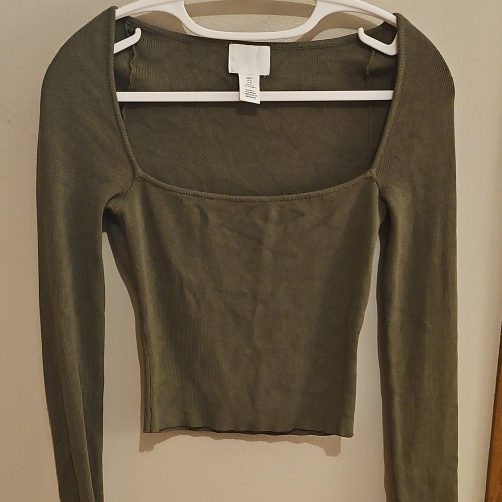 H&M Crop Top With Deep Scoop Neck